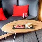 Ibis 3*