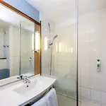 西斯特龙宜必思酒店 3*