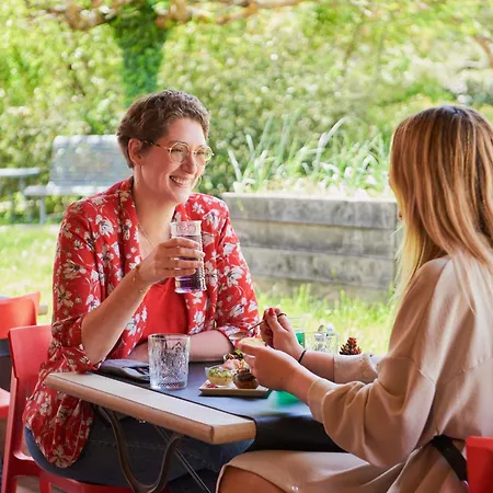 Ibis Систерон