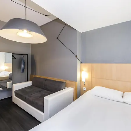 Hotel Ibis 3*