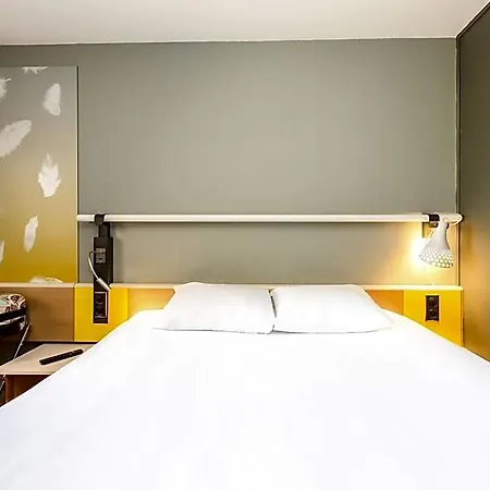 Ibis 3*